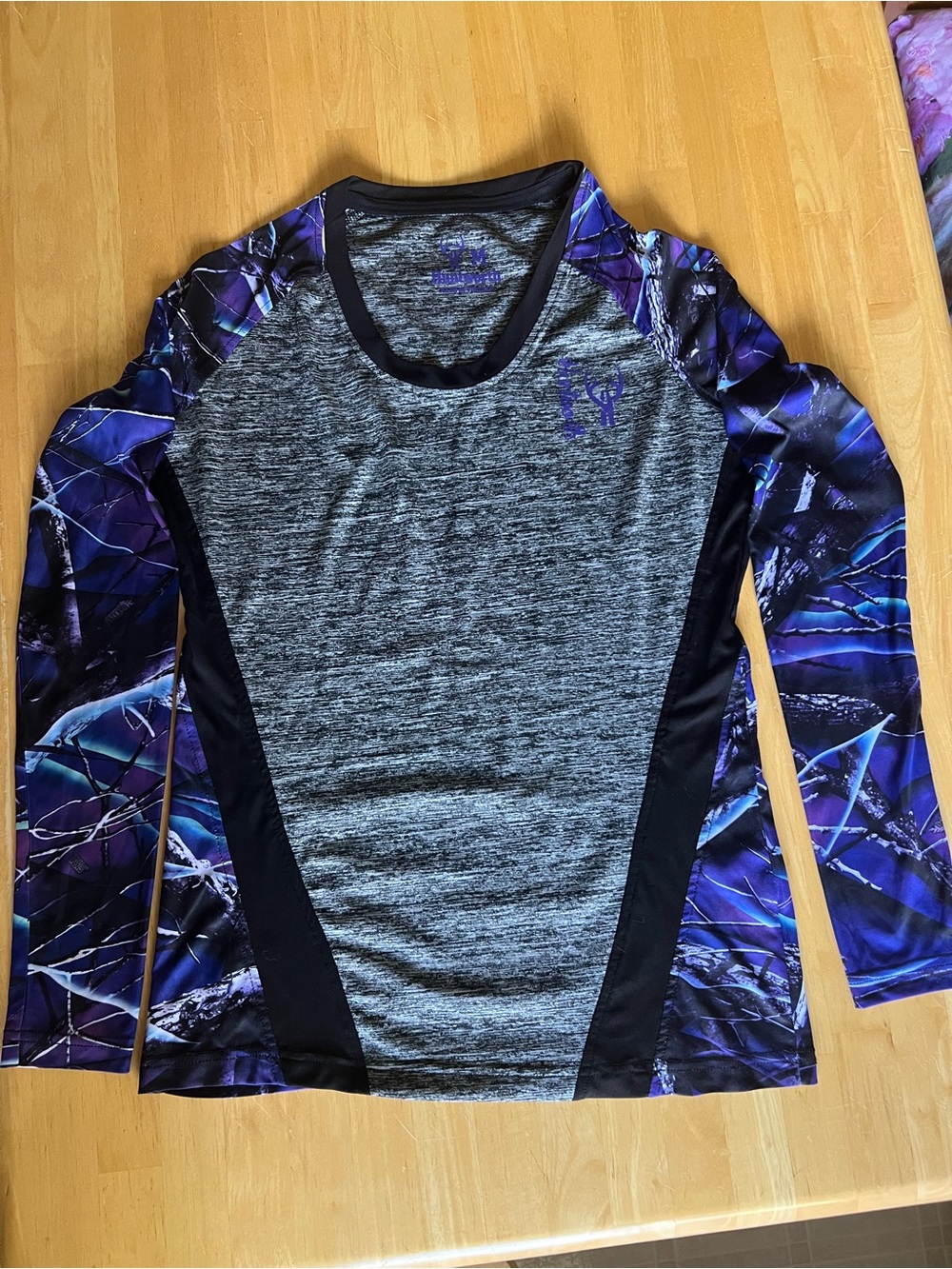 Long Sleeve Huntworth Grey Shirt with Purple Printed Sleeves, Size S/M